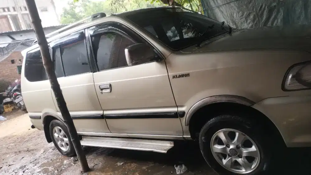 Kijang lgx 2004 bensin manual