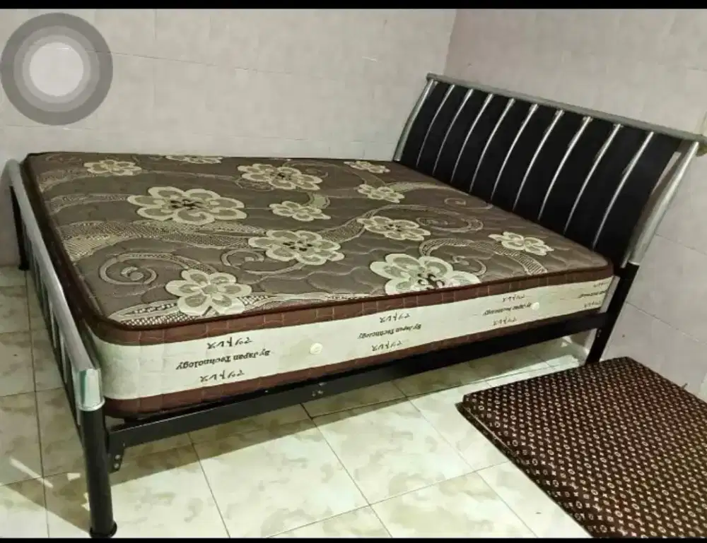 Jual 1 set kasur + dipan