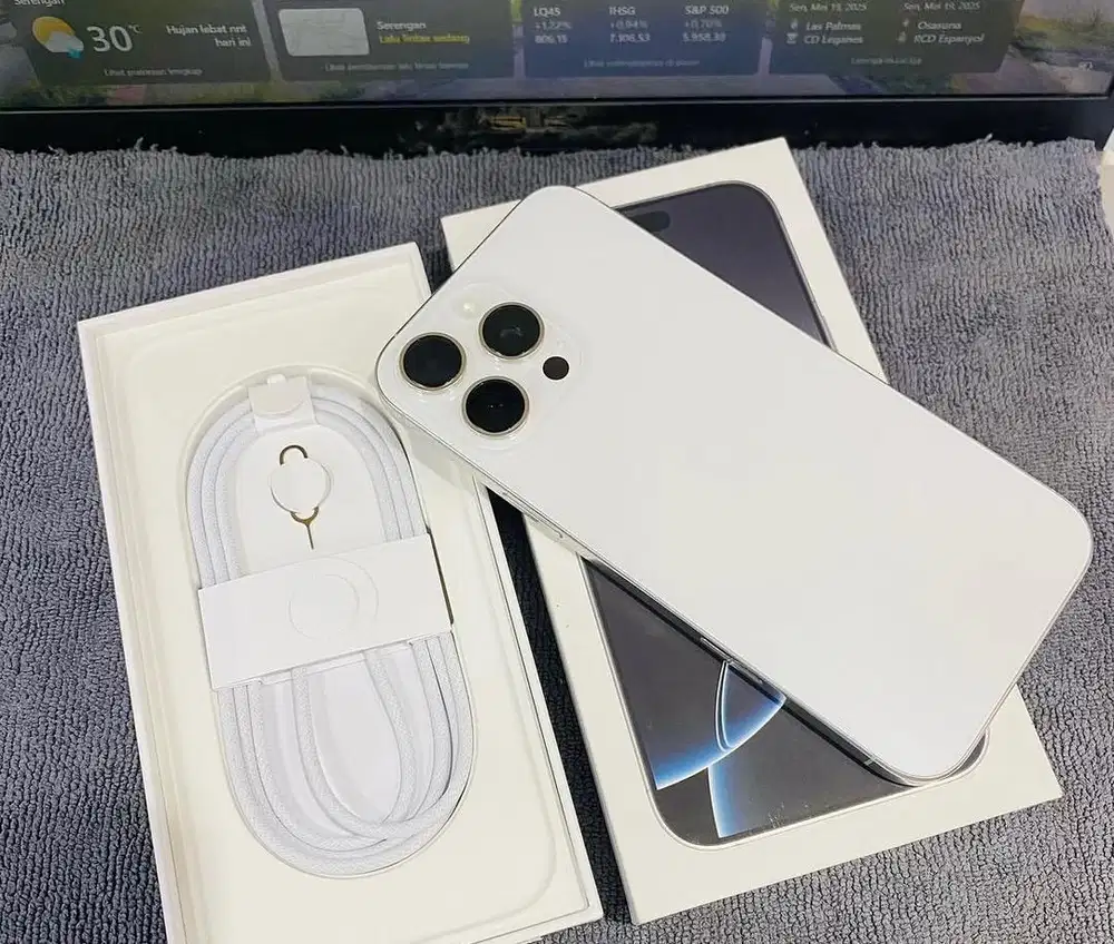 Iphone 16 pro 128GB ibox garansi on September 2026