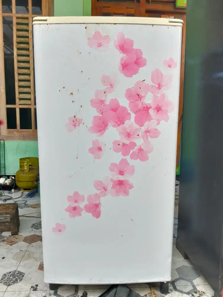 Kulkas Aqua bagus