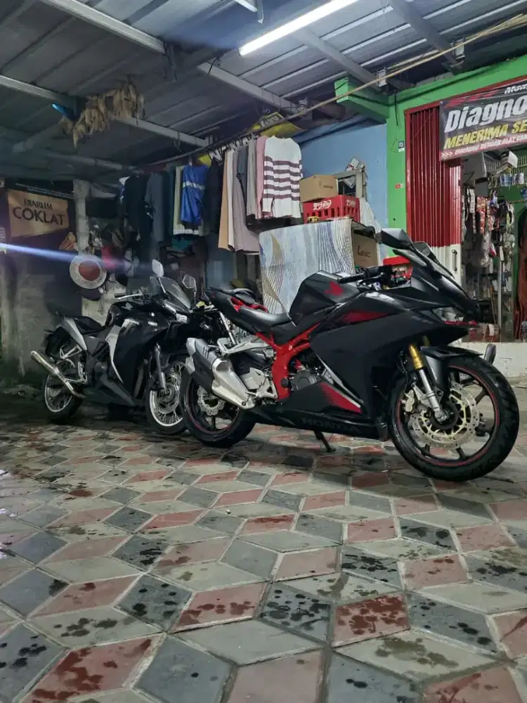CBR250RR 2021 SPECIAL EDITION LOW KM FULL ORISINIL