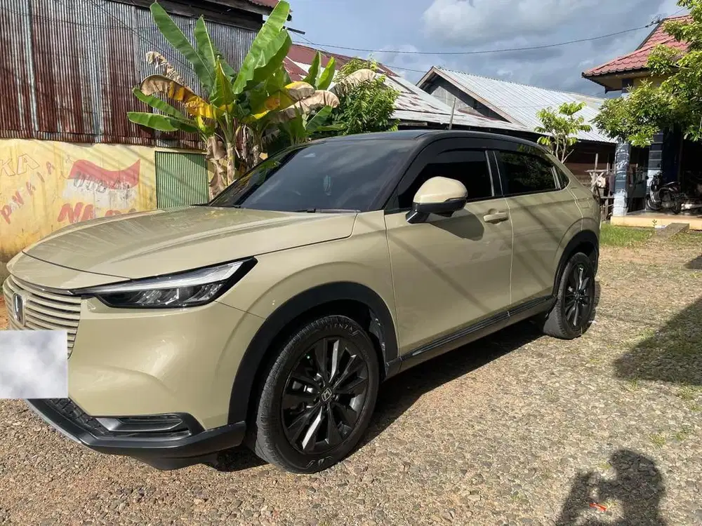 HONDA HR-V SE TWO TONE 2023