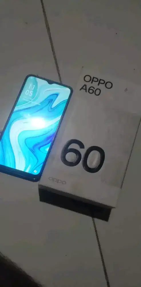 Oppo a60 8+4/256