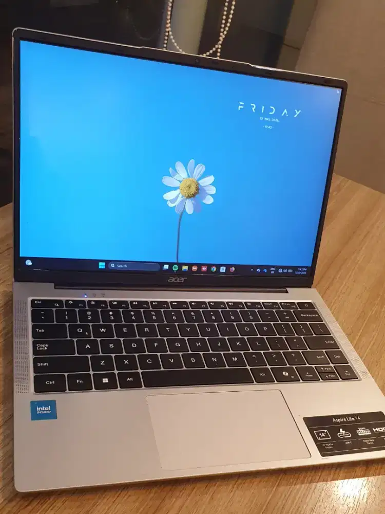 Acer Aspire Lite 14 Garansi masih 2 thn