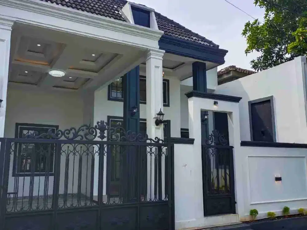 di jual rumah full renovasi depan lapangan citra indah city