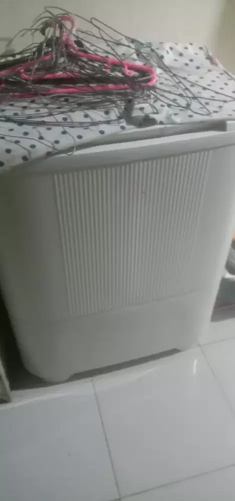 Mesin cuci bekas