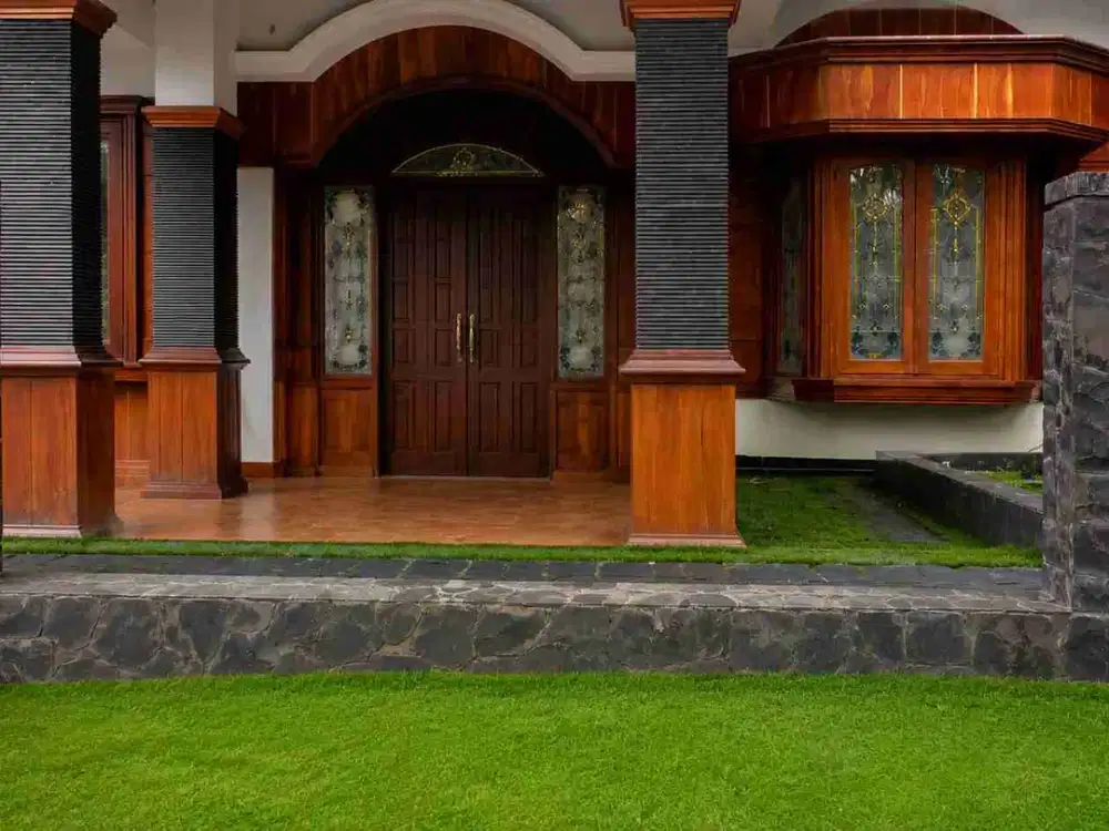 RUMAH MEWAH 2 LANTAI, 5 KT, 4 KM