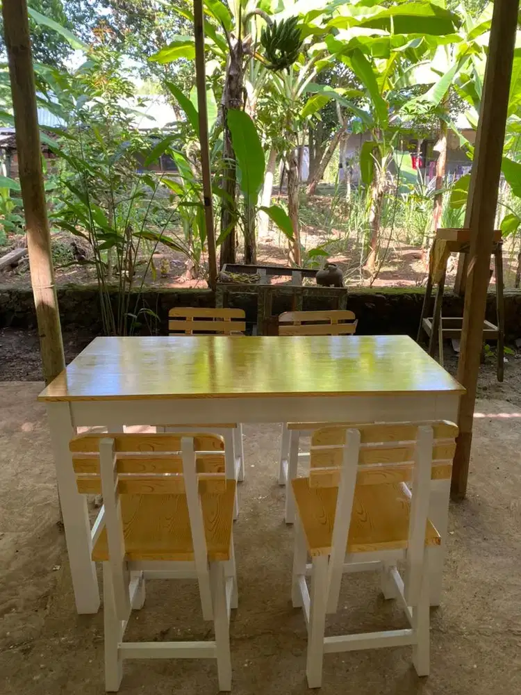 Meja kursi cafe