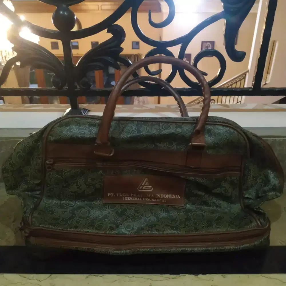Tas Travel Duffel Motif Paisley