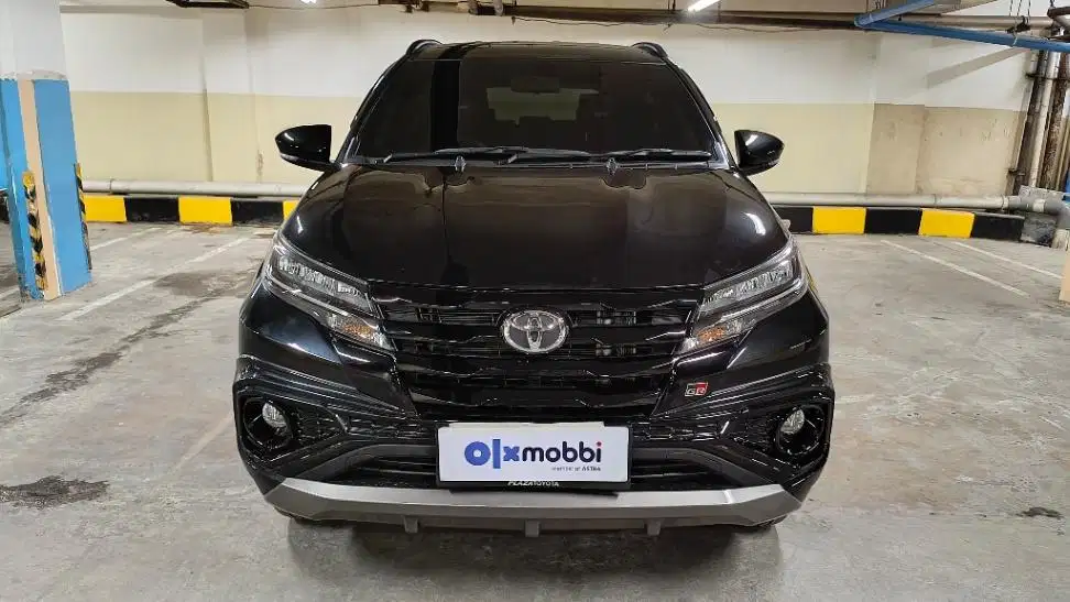 CASH TEMPO!* 0% Bunga Toyota Rush 1.5 GR Sport Bensin-AT Hitam 2024