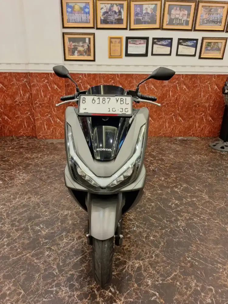 Hub ima Dp 2 JT Pcx 160 ABS 2025 Km Low . KTP Daerah bisa kredit