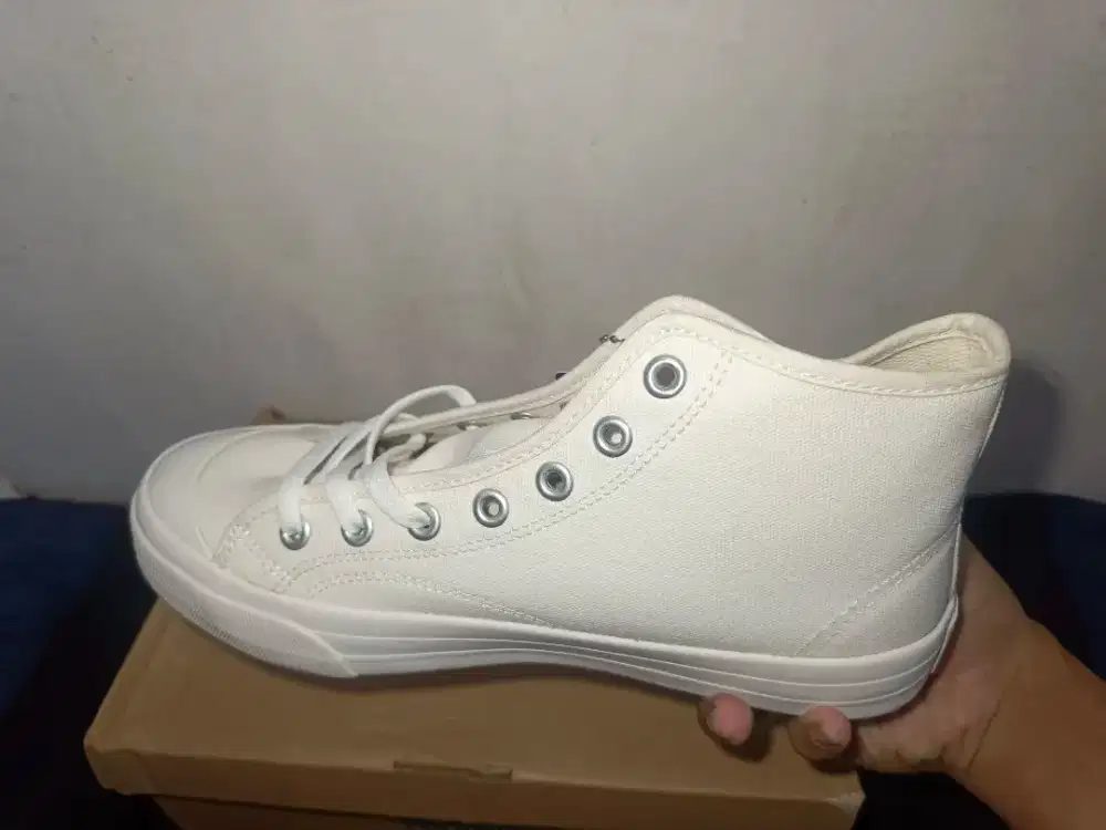 Sepatu Ventela Ori