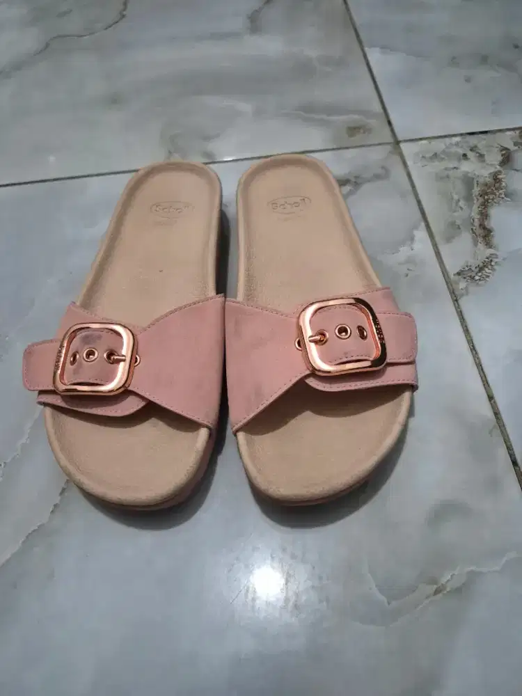 Scholl sandals for ladies
