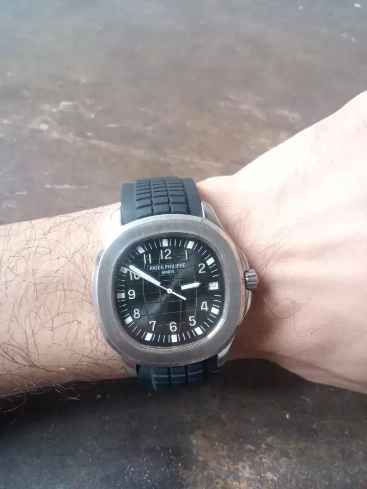 Jam Patek Philippe Aquanaut