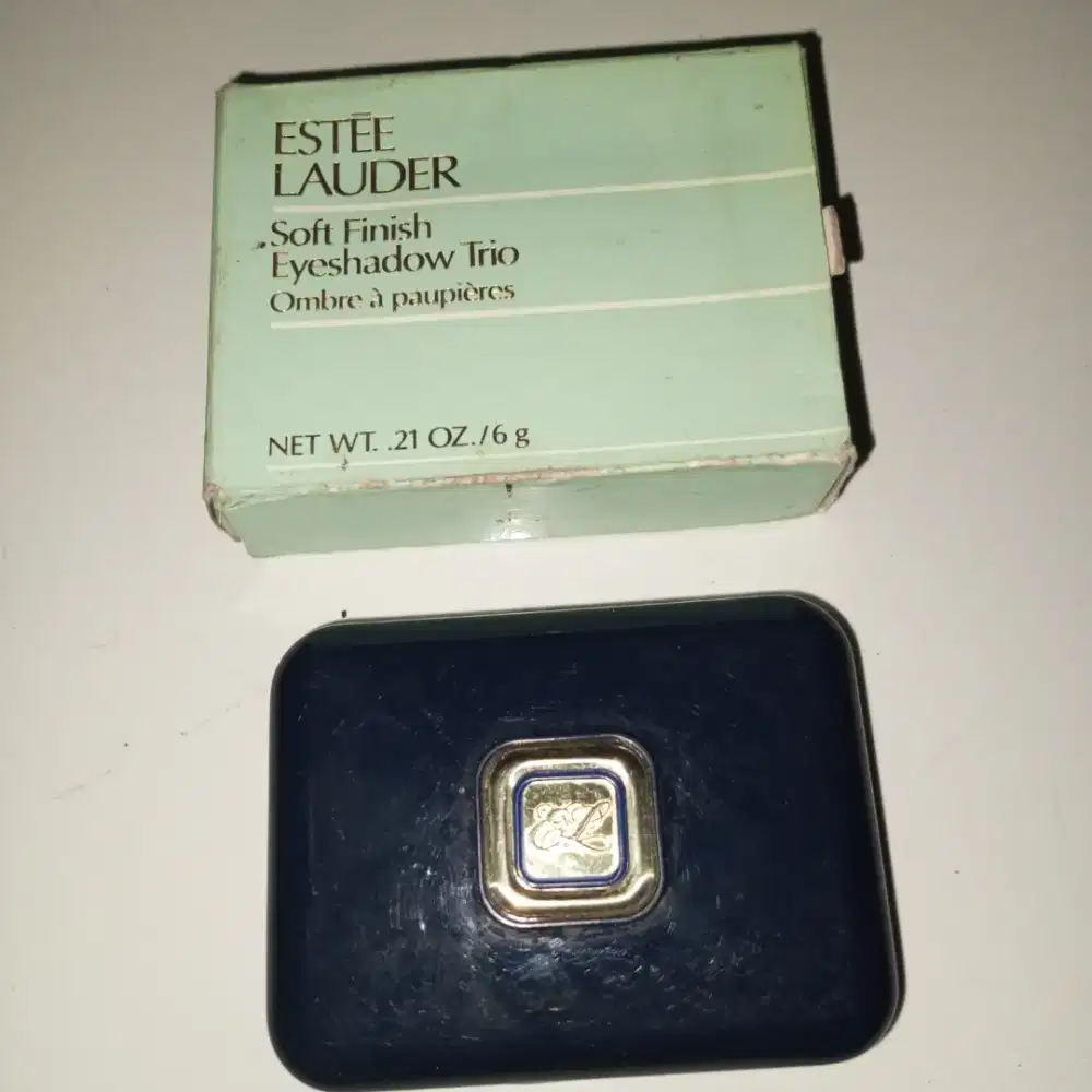Dijual eye shadow Este Lauder