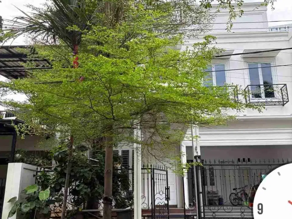 Rumah Bagus 2 Lantai di Pekayon Jaya Bekasi