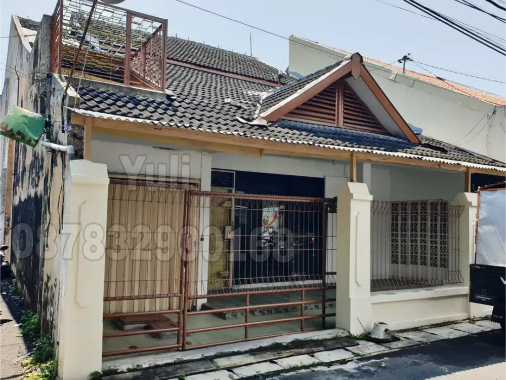 Dijual Rumah Tingkat 1,5 Lantai Tengah Kota Daerah Rejosari, Semarang