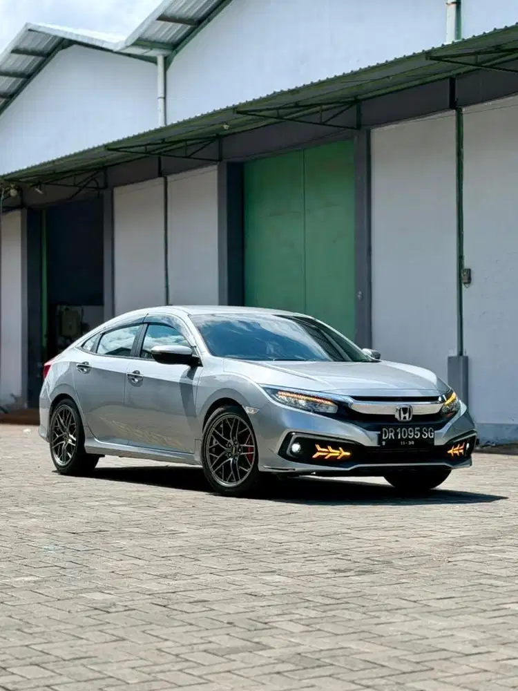 HONDA CIVIC 1.5L TC ES CVT 2020