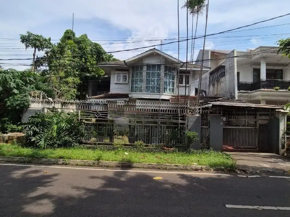 Dijual Rumah Hitung Tanah Kayu Putih Pulomas LT 364 M2 Jalan Utama Hdp Selatan Hanya 16,4 Jt/M2