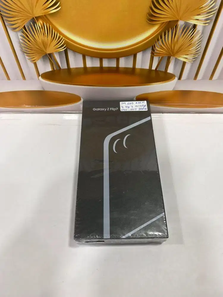 Samsung ZFlip 7 5G 12/256Gb Jetblack New