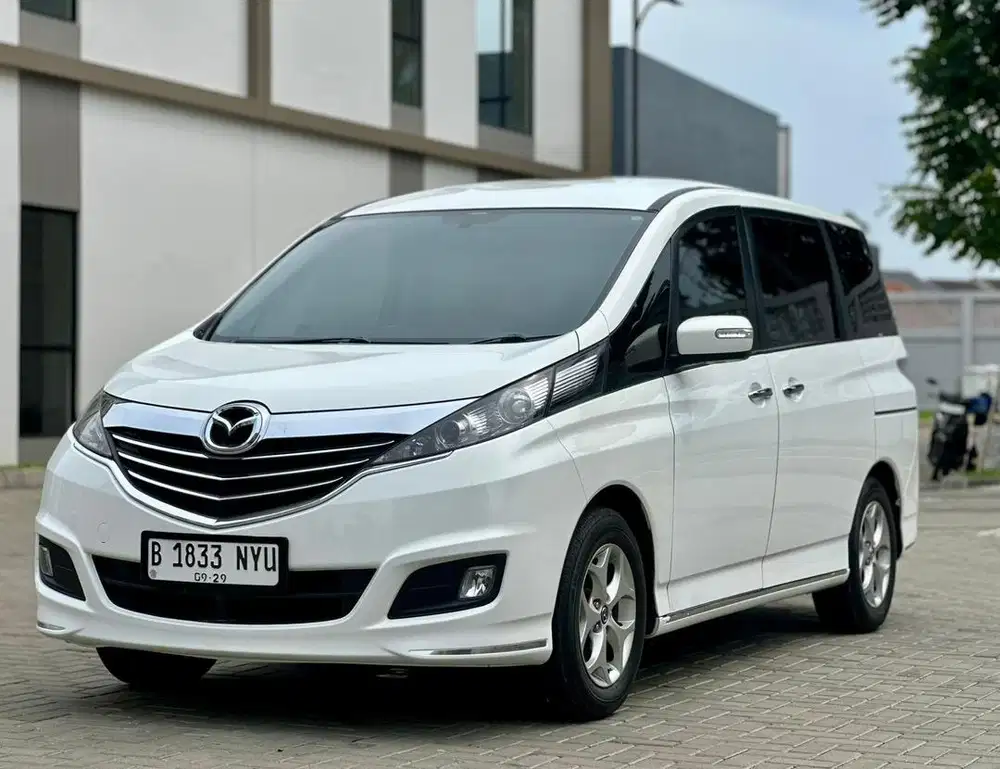 MAZDA BIANTE 2.0 SKYACTIVE 2013/2014 PUTIH LIKE NEW