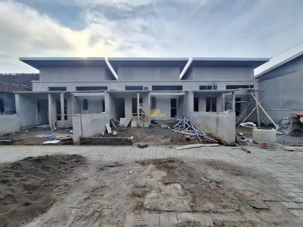 RUMAH MURAH, MINIMALIS MODERN DEKAT EXIT TOL PURWOMARTANI