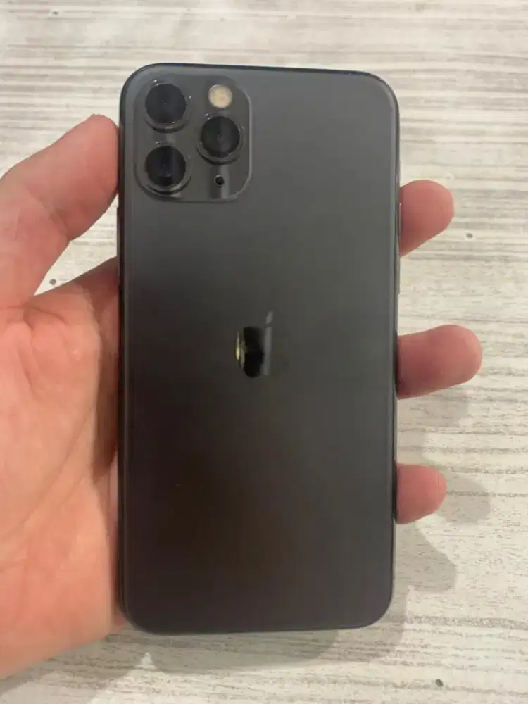 Iphone 11 pro 256 BC
