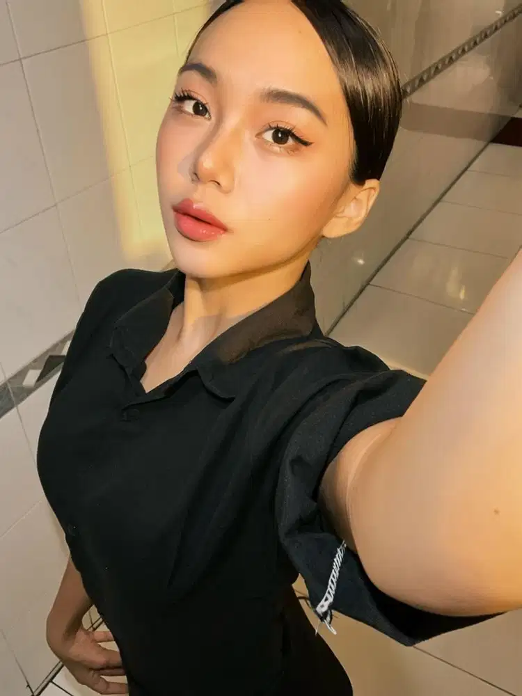 hallo saya sedang mencari pekerjaan