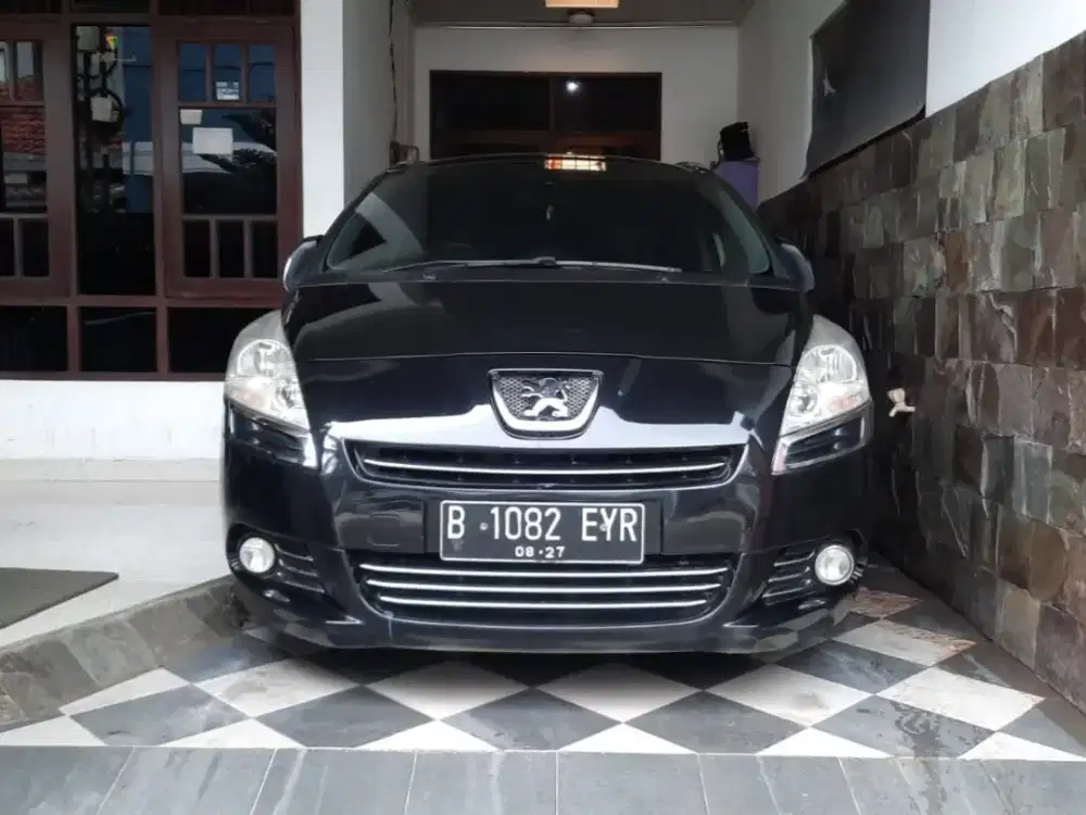 PANORAMIC record SERVICE peugeot 5008 2012