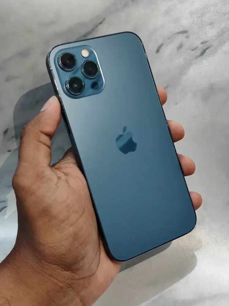Iphone 12 Pro Max 5G. Pacific blue 256gb BEACUKAI WUAPIK NEMEN