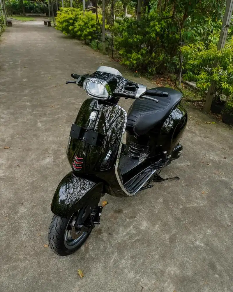 JUAL PIAGGIO VESPA SPRINT 150 IGET 2016 MURAH BERGARANSI