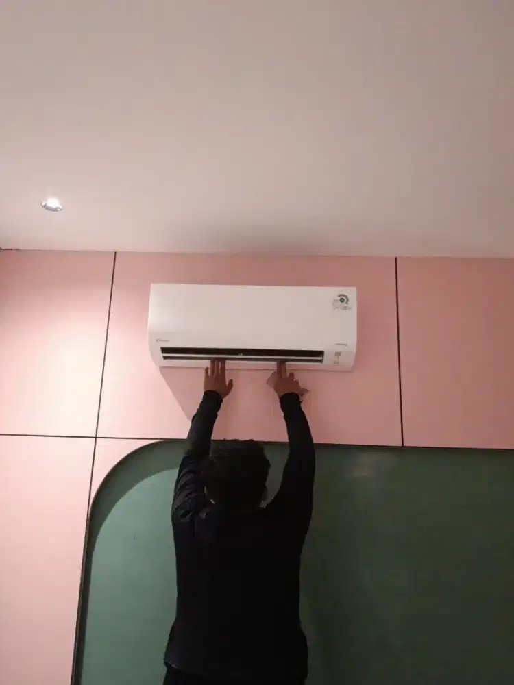 Service AC bongkar pasang AC bongkar AC cuci AC perbaikan AC pasang AC