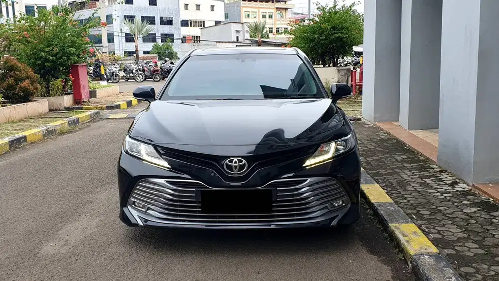 Toyota Camry 2.5 V Sunroof AT Hitam Metalik NIK 2020 Record Garansi
