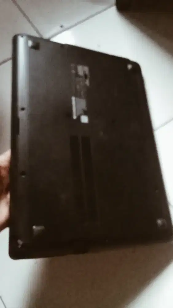 leptop lenovo minus batre sama retak liat pic