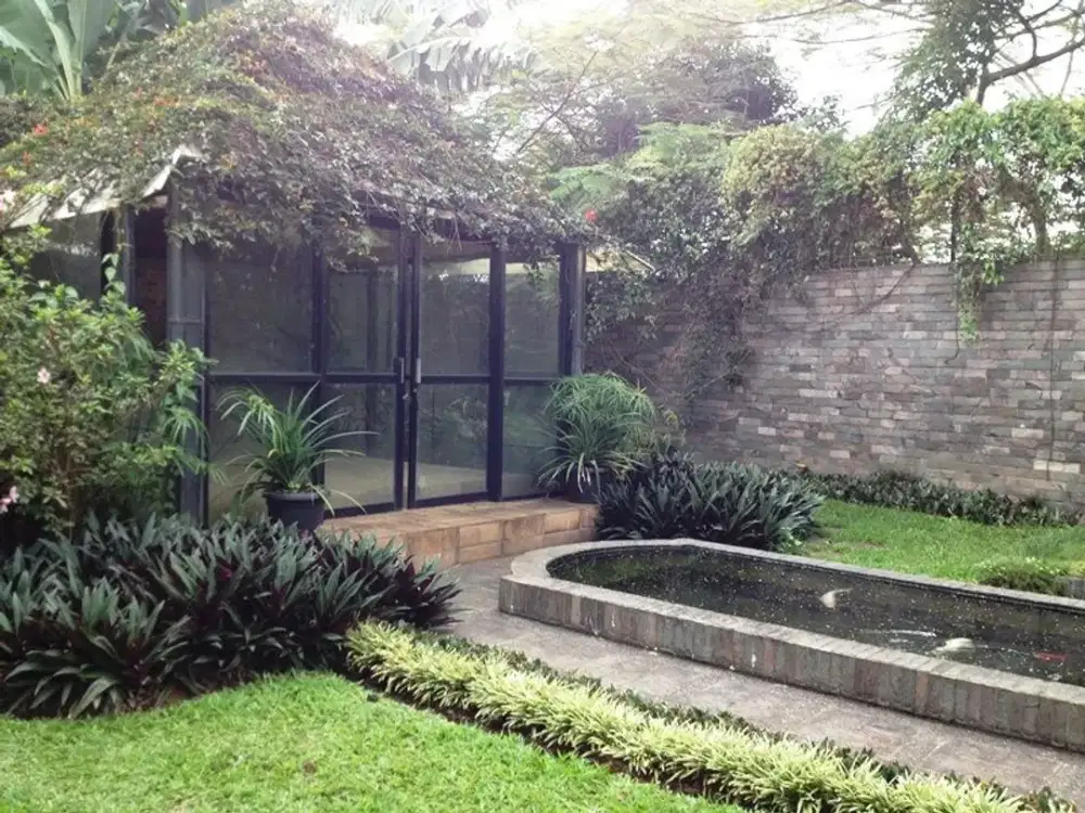 rumah keren di setiabudi regency