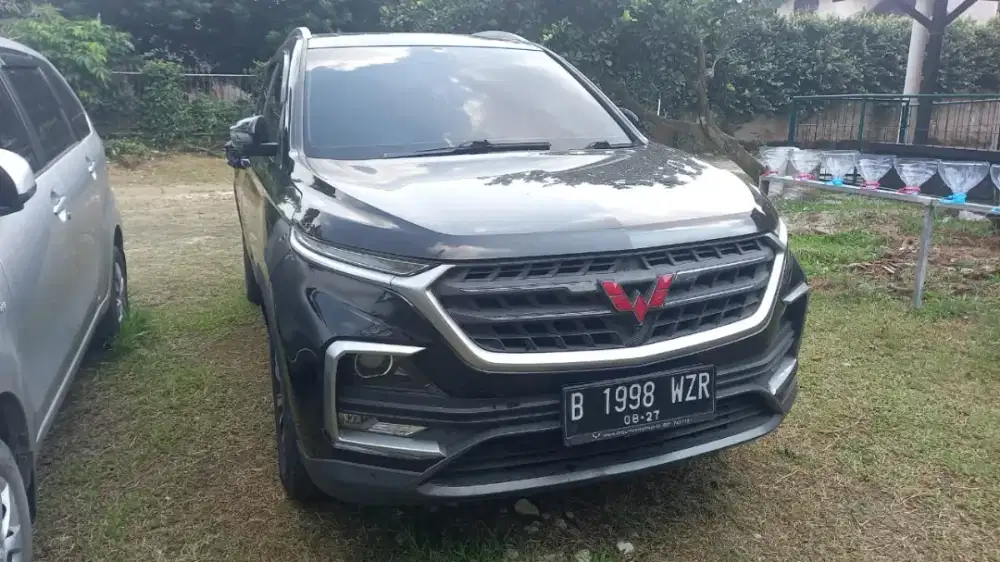 Wuling almaz exclusive 7 seater 2019