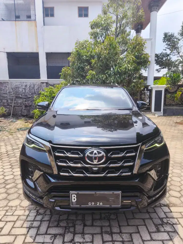 FORTUNER VRZ 2.4 GR 2021