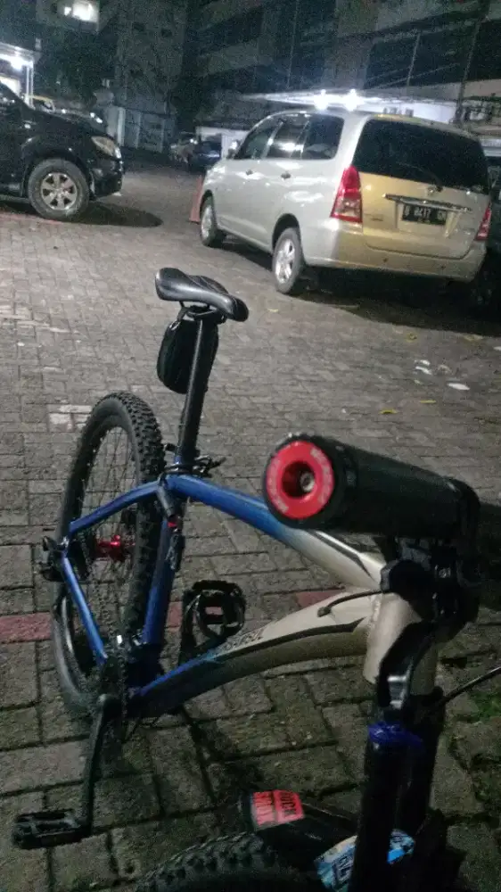 Speda gunung MTB detroit 2.0