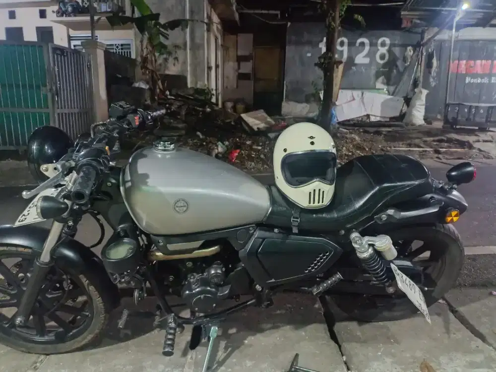 Benelli evo 200