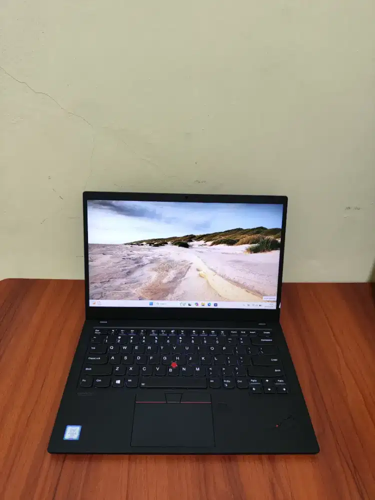 Lenovo ThinkPad X1 Carbon Gen 7 i5 RAM 8GB SSD 256GB FHD IPS Slim