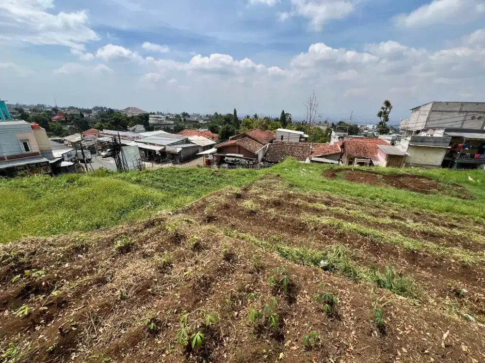 JUAL Tanah Akses Tiga Muka Jalan  di Cigugur Girang Kec. Parompong kab. Bandung barat, Cocok untuk Villa