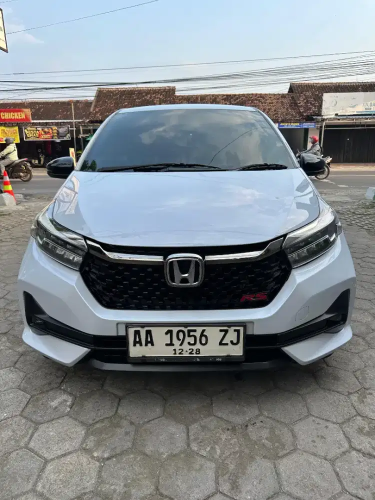 Brio rs matic tahun 2023