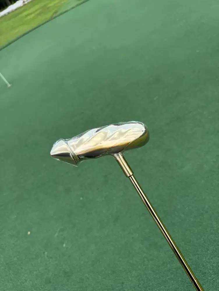 Gold Putter Unik Stick Golf