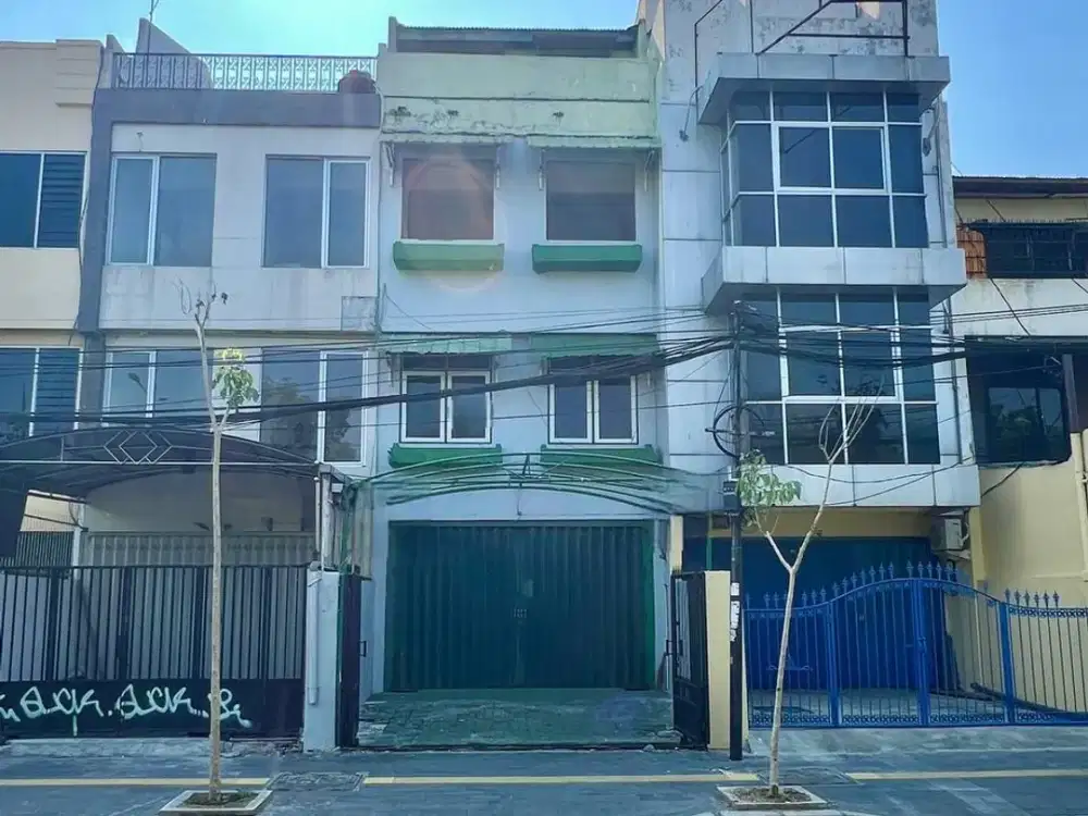 Ruko 4 lantai di Pucang Anom Timur