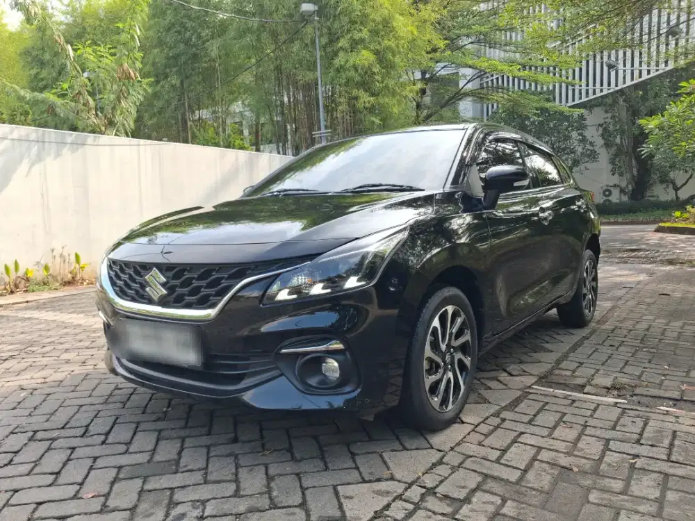 Km baru 28k Suzuki Baleno Automatic 2023 Hitam