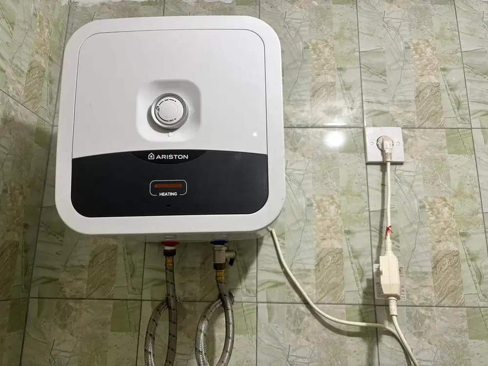 Water Heater Merek Ariston