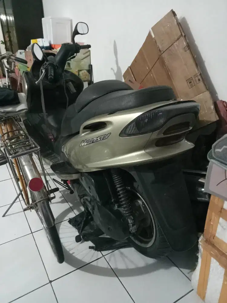 Yamaha Majesty 125