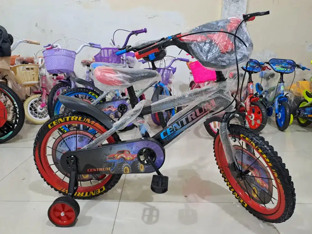 Sepeda anak cowok 16inci (tebeng ada musik n lampu)