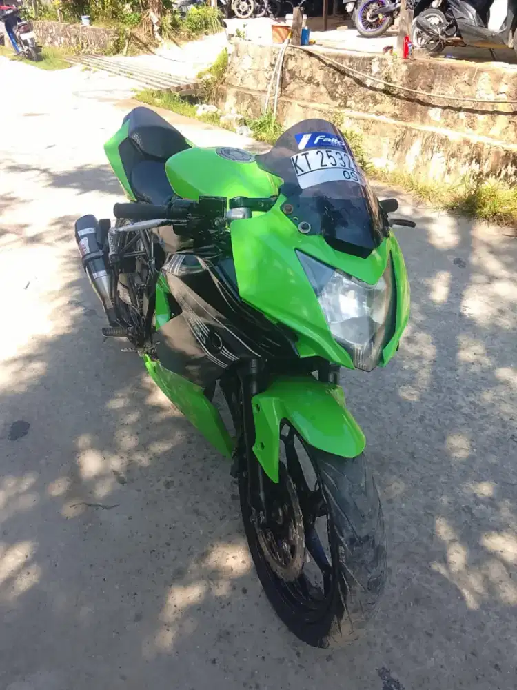 Ninja mono 250 CC 1 slinder 2014 kt 2532 eaf surat lengkap pajak of 1x