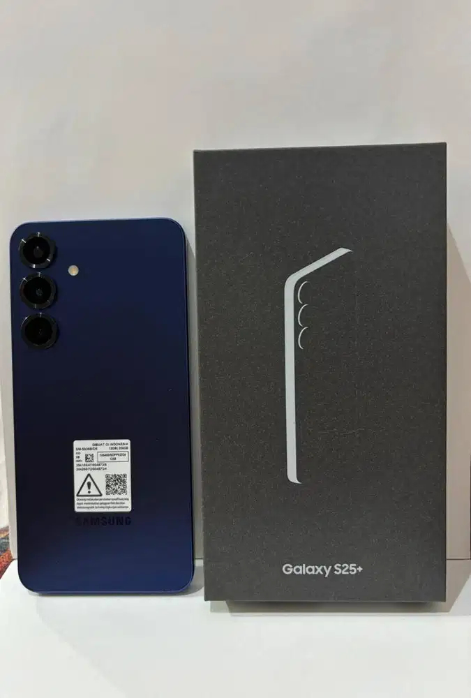 Samsung Galaxy S25 Plus 5G Garansi Resmi SEIN - 12/256GB, Navy